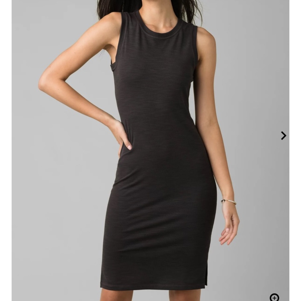 Becksa Dress Charcoal NWOT